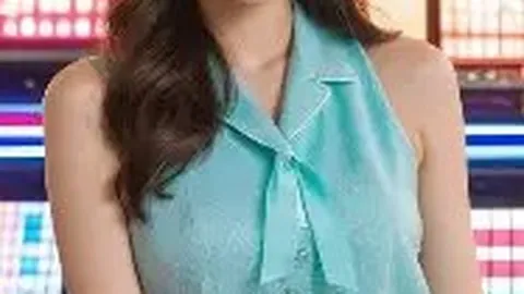 王楚钦、孙颖莎稳居国际乒联第44周榜首，央视体育报道男女单打世界第一动态